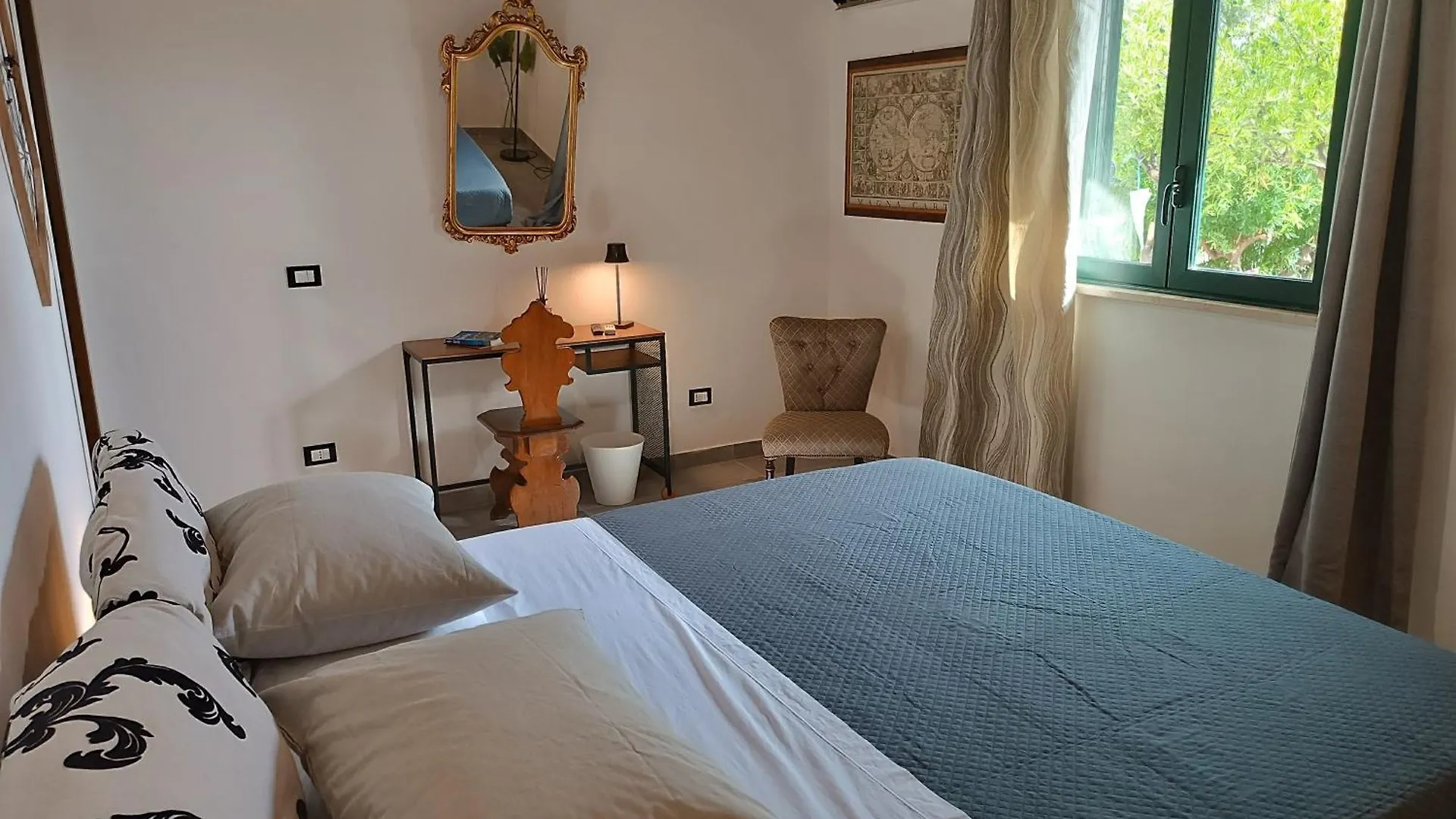 Duplex House Villa Palermo 0*,  Italy